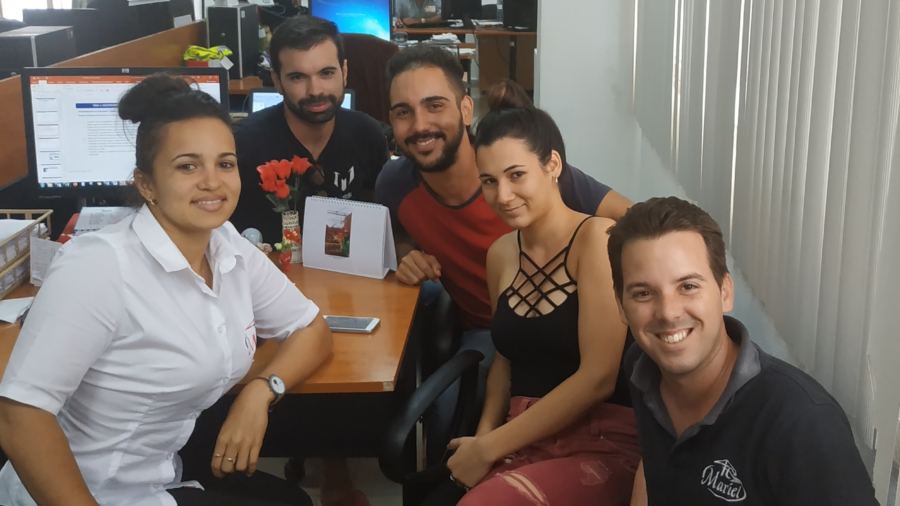 Estudiantes de PrÃ¡ctica de la Universidad